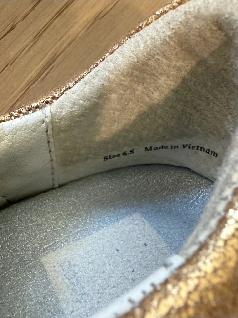 Dolce Vita stylish low